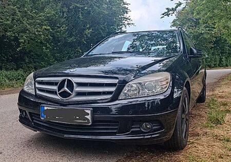 Mercedes-Benz C 180 CGI T BlueEFFICIENCY Autom. -