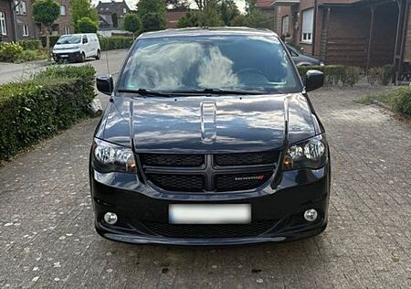 Dodge Grand Caravan Black Edition
