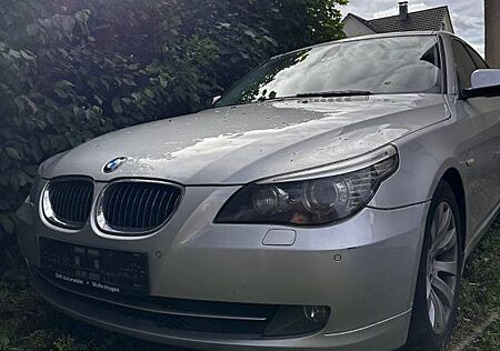 BMW 523i -E60