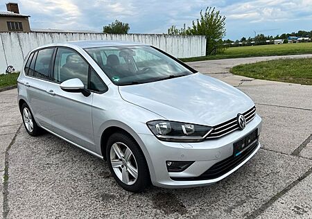 VW Golf Sportsvan Volkswagen 1.6 TDI Trendline BlueMotion ...
