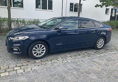 Ford Mondeo 2,0 Hybrid Automatik Schiebedach