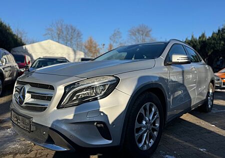 Mercedes-Benz GLA 220 CDI 4Matic Automatik Leder Xenon