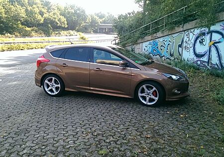 Ford Focus 1,0 EcoBoost 92kW Titanium Titanium