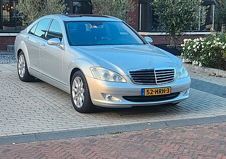 Mercedes-Benz S 350 -