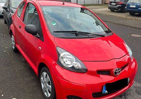 Toyota Aygo (X) Aygo 1,0-l