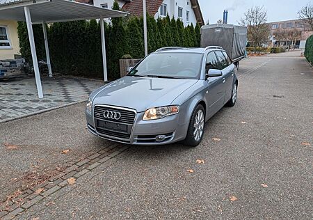 Audi A4 2.0 T FSI Avant -