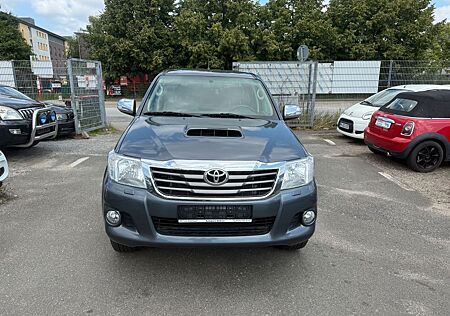 Toyota Hilux Double Cab Executive 4x4 Automatik TÜV NEU