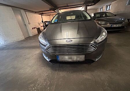 Ford Focus 1,0 EcoBoost 74kW Business Turnier Bus...
