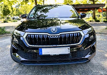 Skoda Karoq 1.5 DSG TOUR | AHK,Keyless,Varioflex