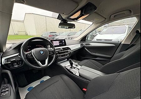 BMW 520d xDrive Touring A -