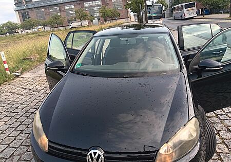 VW Golf Volkswagen 2.0 TDI 110ps