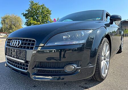 Audi TT Coupe/Roadster 1.8 TFSI Coupe nur 82.000 km