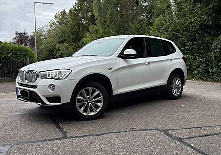 BMW X3 xDrive30d Navi Prof. Xenon, AHK, SW DACHHIMM