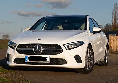 Mercedes-Benz A 200 / TÜV und Service neu