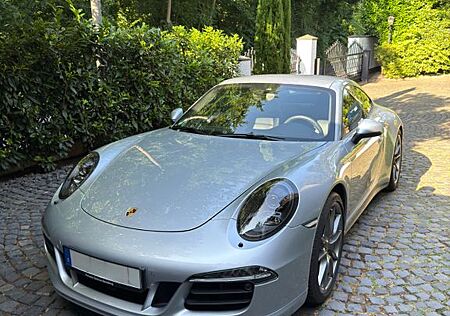 Porsche 991 Carrera 4 GTS Coupe
