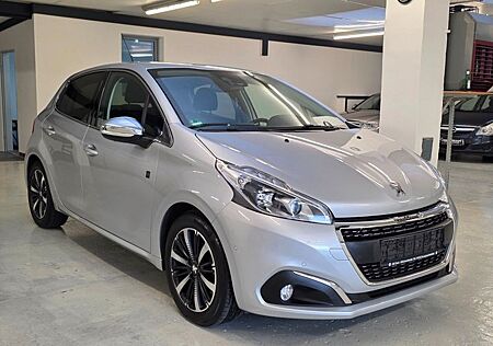 Peugeot 208 1.2 Automatik/ AHK/ SHZ/PDC/ Scheckheftgepfl
