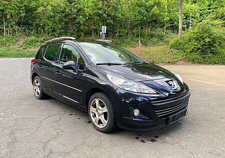 Peugeot 207 SW*Scheckheft*gepflegt*AHK