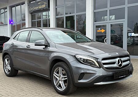 Mercedes-Benz GLA 250 4Matic Automatik/Xenon/Navi/Kamera