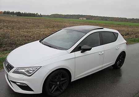 Seat Leon 1.5 TSI ACT 110kW FR Black Matt Ed DSG Pano