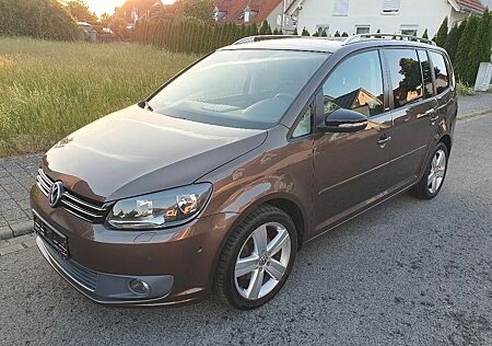 VW Touran Volkswagen Style, Navi, Tüv AU -NEU