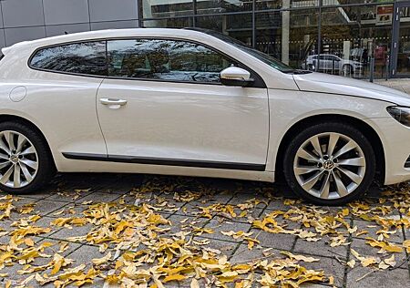 VW Scirocco Volkswagen 1.4 TSI 90kW - 1. Hand 8fach bereift