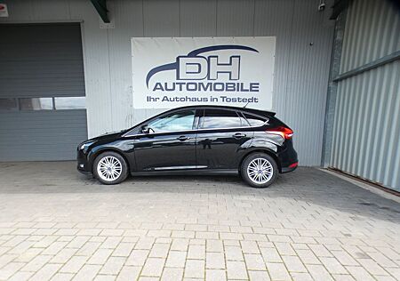 Ford Focus 1.0 TÜV NEU LENKRADHEIZUNG ALU