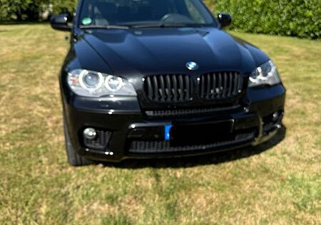 BMW X5 xDrive50i -
