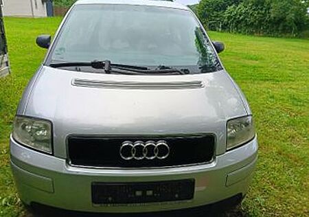 Audi A2 1.4 -