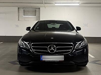 Mercedes-Benz E 220 d Autom. -