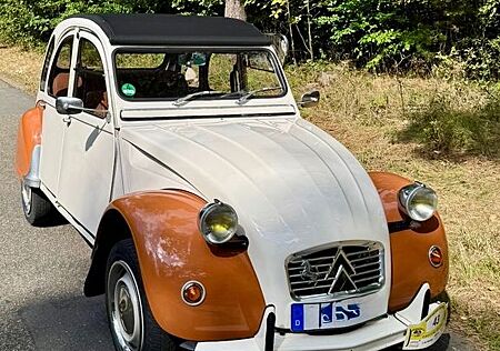 Citroën 2 CV -6 - Ente - Oldtimer