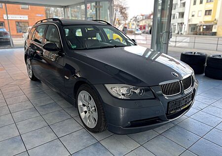 BMW 325i Touring/XENON/PANORAMA/NAVI/LEDER-NAPPA/