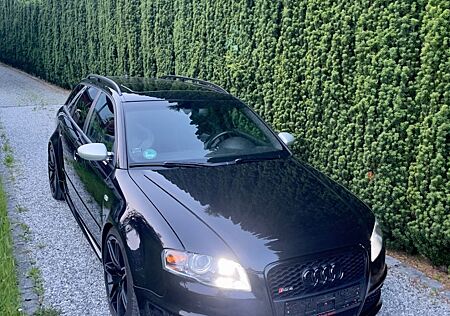 Audi RS4 4.2 quattro Avant - MTM
