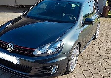 VW Golf Volkswagen 2.0 TSI GTI