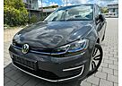 VW Golf Volkswagen VII e- AUTOM*NAVI*LED*KLIMAAUT*MTL*PDC*