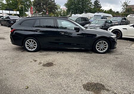 BMW 330 e Touring*LED*NAVI*LEDER*LIVE COCKPIT