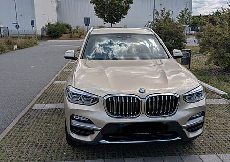 BMW X3 xDrive30d Luxury Line mit Wartungspaket