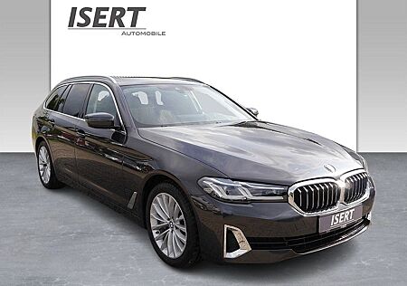 BMW 530d tour. Luxury Line A.+PANODACH+LASER+HUD+H&K