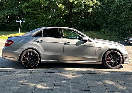 Mercedes-Benz E 63 AMG