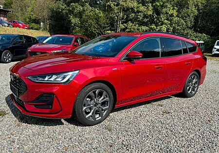 Ford Focus Turnier ST-Line X Aut. HYBRID*KAMERA*NAVI*