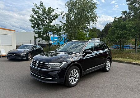 VW Tiguan Volkswagen 1.5 TSI OPF Life/Xenon/LED