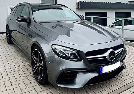 Mercedes-Benz E 63 AMG Mercedes-AMG E 63 S 4MATIC+ T Autom...