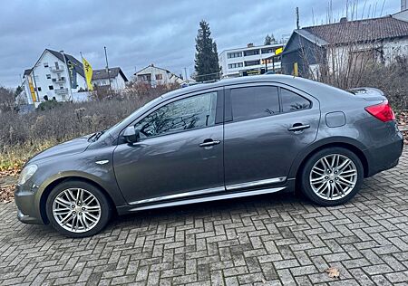 Suzuki Kizashi Sport/1HAND/INSPEKTIONNEU