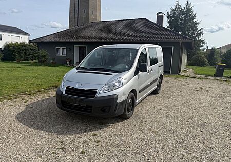 Peugeot Expert TÜV 03/2026