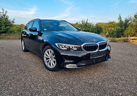 BMW 320d Touring Advantage Automatik