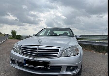 Mercedes-Benz C 180 KOMPRESSOR BlueEFFICIENCY -