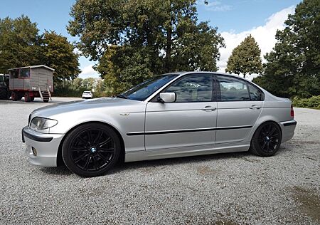 BMW 330i E46 - Vollleder, M-Paket 2, Schalter