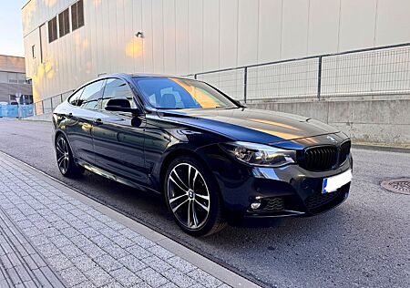 BMW 328XI GranTurismo digital cockpit, M style