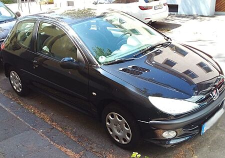 Peugeot 206 1.4 75 - TÜV neu, unfall- und pannenfrei