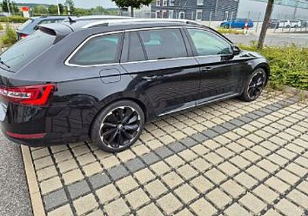 Skoda Superb 2.0 TDI SCR 140kW DSG L&K COMBI L&K