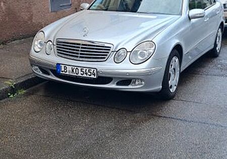 Mercedes-Benz 240
